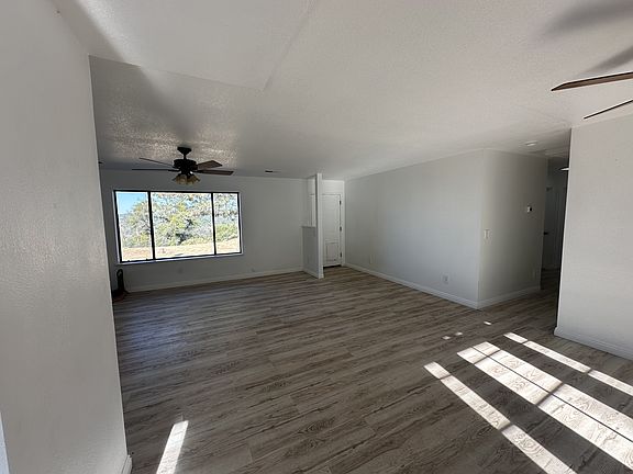 3rd image of 33030 Road 233