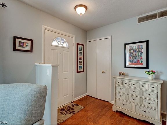 2nd image of 6513 Brooks Blvd