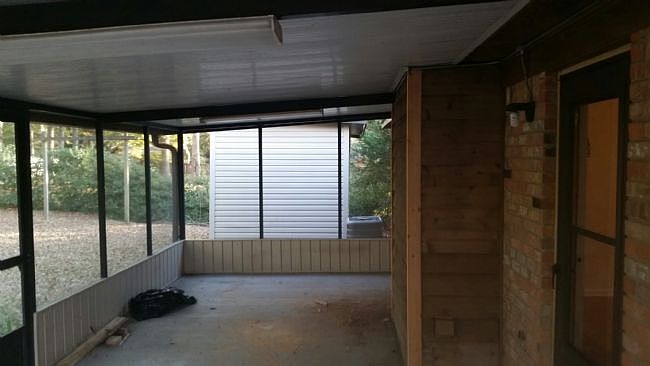 2nd image of 5725 Woodchase Cir E