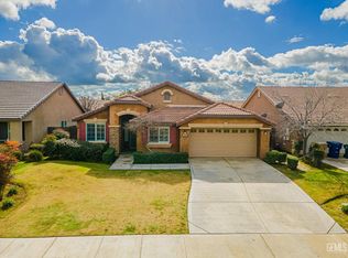 5009 Green Clover Ave, Bakersfield, CA 93313