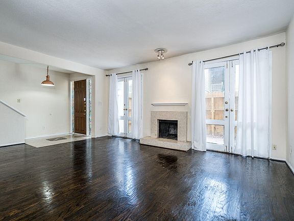 5th image of 2100 Tanglewilde St APT 269