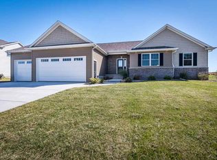 513 Fenceline Dr, Blue Grass, IA 52726