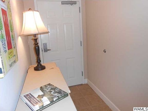 3rd image of 1155 12th St Unit 208