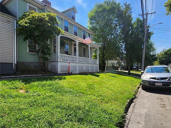 5th image of 142 Bradford St