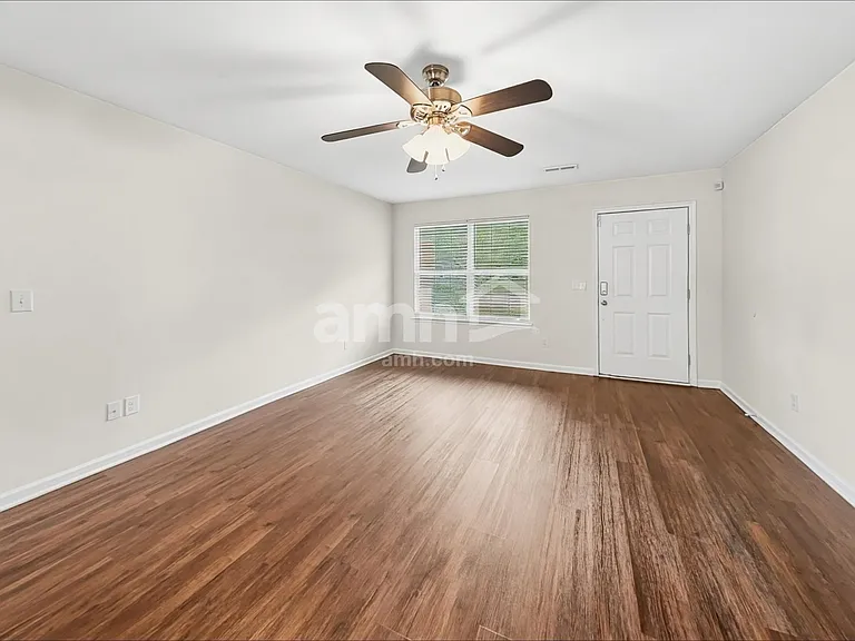 145 Mount Olivet Dr — Photo 7