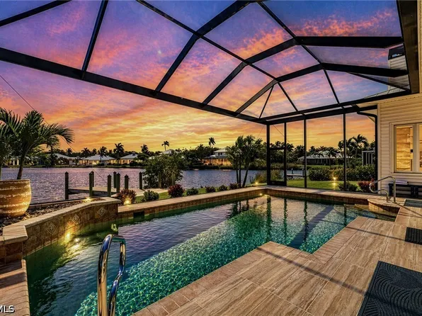 16171 Bentwood Palms Dr, Fort Myers, FL 33908