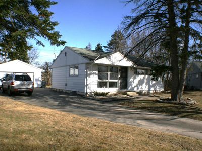 6100 West Burdick AVENUE, Milwaukee, WI, 53219