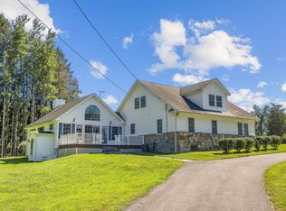 2 Spring Brook Ln, Glen Gardner, NJ 08826