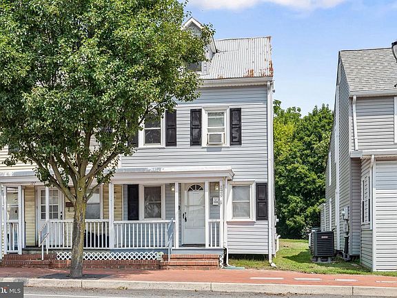 2nd image of 129 E Main St