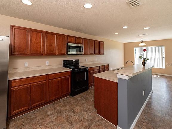 2nd image of 1345 Blackwater Pond Dr