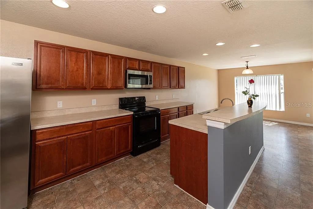 Building Photo - 1345 Blackwater Pond Dr