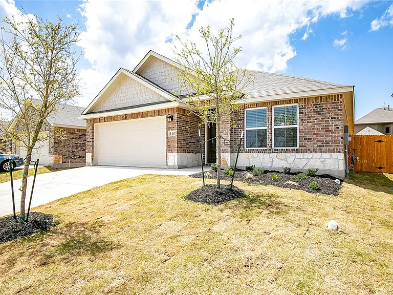 140 Bright Star Ln — Photo 3