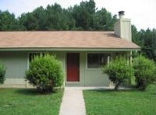 475 Cedar Lake Rd #B, Chapel Hill, NC 27516