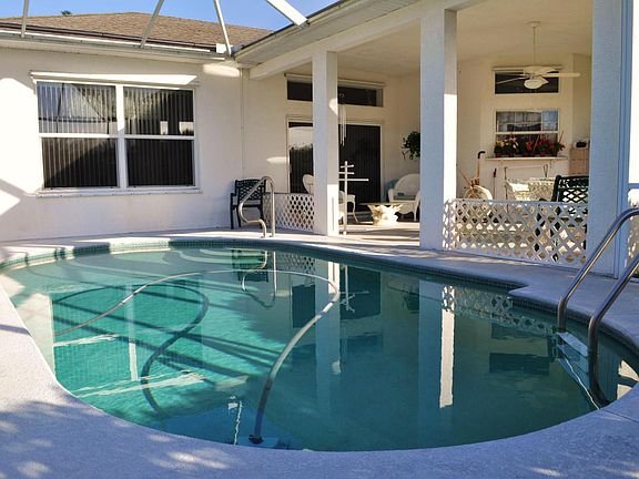 Home For Sale In Stonebridge