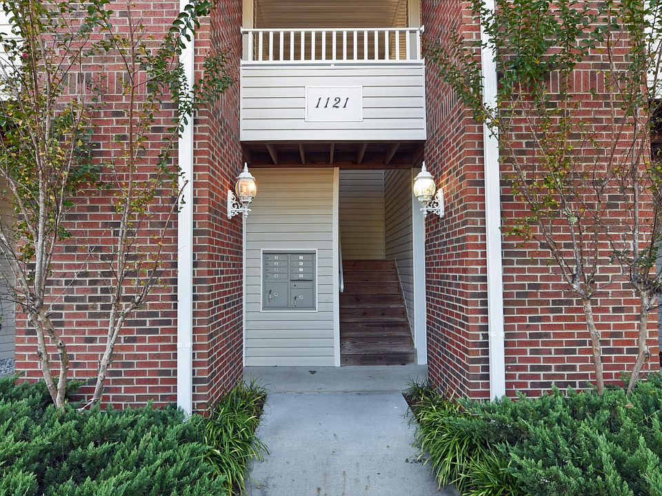 1st image of 1121 Turtle Creek Road #C