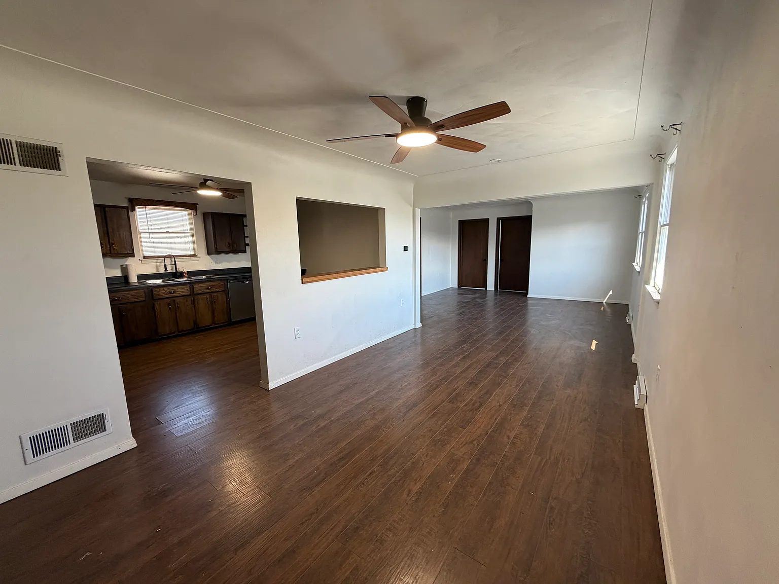 320 Emerson St #1/2 photo 1