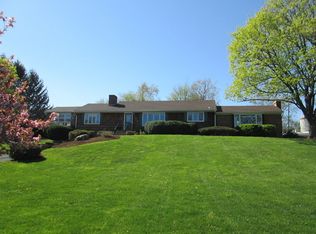 352 Ridge Rd, Newton, NJ 07860