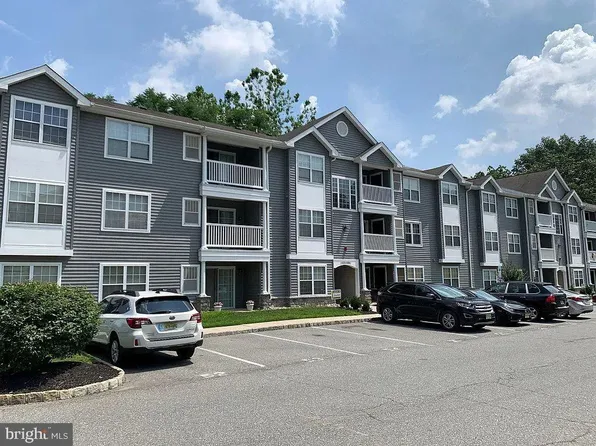 324 Nicholas Dr, Riverside, NJ 08075