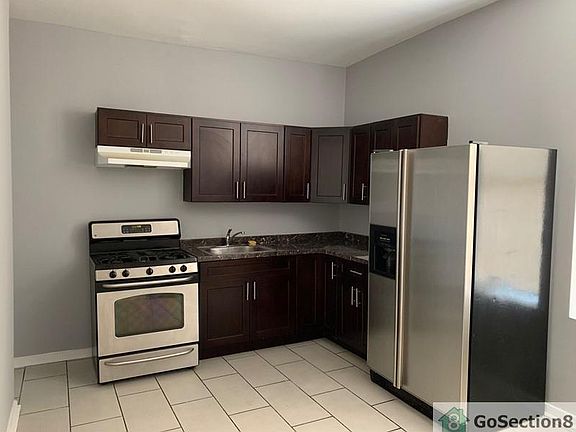 3rd image of 3824 W North Ave #2