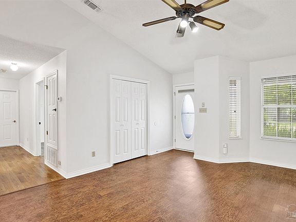 4th image of 7830 Homestead Ln APT B