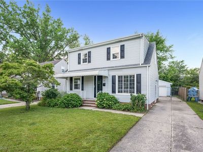 452 E 329th St, Eastlake, OH, 44095