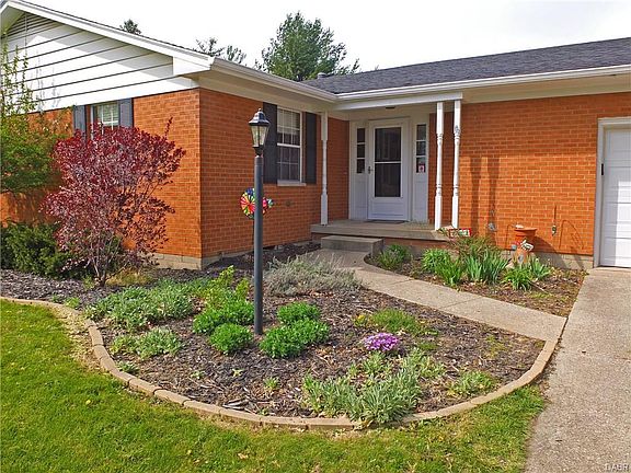 2nd image of 6896 Lesley Ln