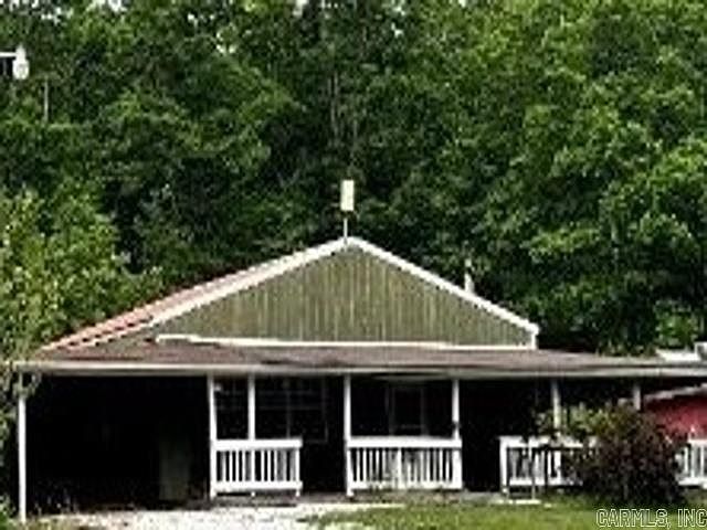 1st image of 680 Petters Rd