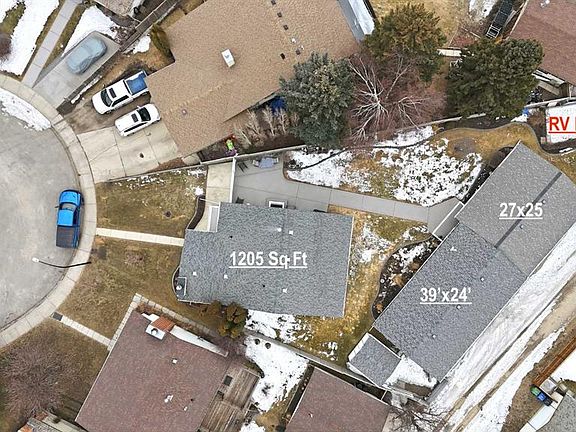 4th image of 40 S Connell Close