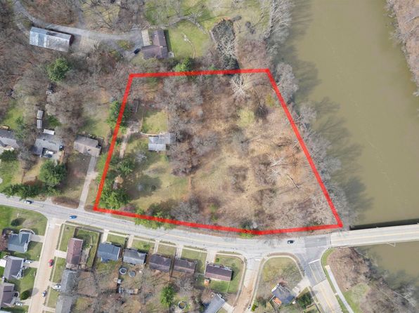 20845 Darden Rd, South Bend, IN 46628
