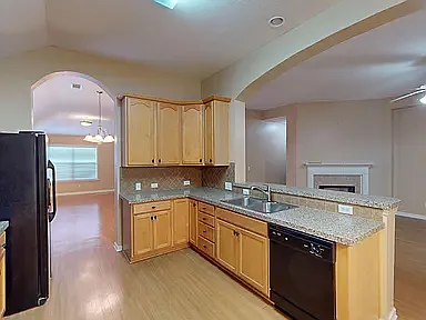 616 Lismore Pl — Photo 5