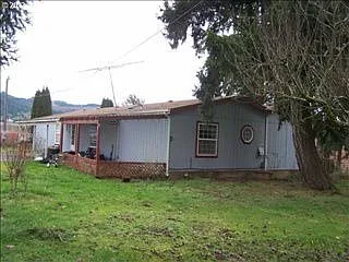 3995 SE Patty Ln photo 1