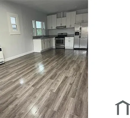 268 W 41st St — Photo 12
