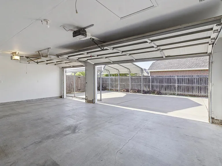 2707 Rocky Creek Dr — Photo 36