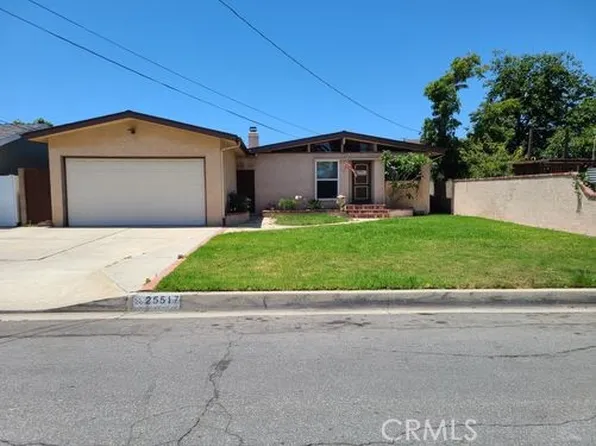 25517 Woodward Ave, Lomita, CA 90717