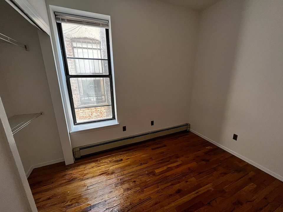2nd image of 205 W 102nd St APT 5C
