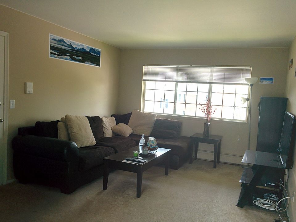 1st image of 735 Coachman Dr APT 5