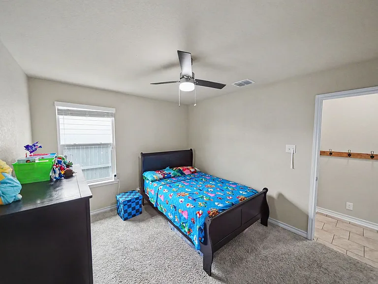 2611 Willow Pond — Photo 36