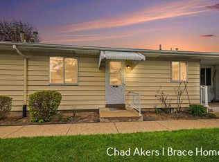 5912 Leisure South Dr SE, Kentwood, MI 49548