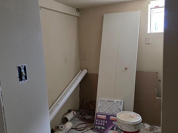 5th image of 5517 Wesley Ave