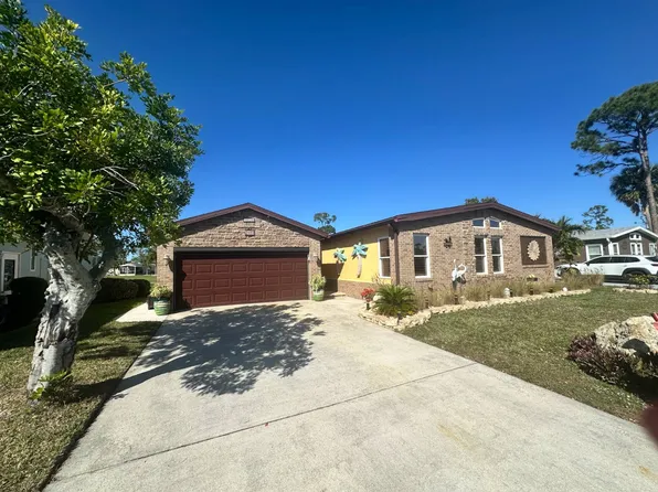 3906 Santa Clara Ln, North Fort Myers, FL 33903