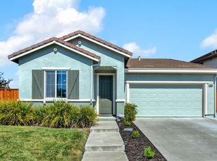 2240 Newcastle Dr, Vacaville, CA 95687