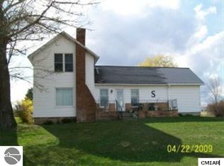 10901 N Bliss Rd, Elwell, MI 48832