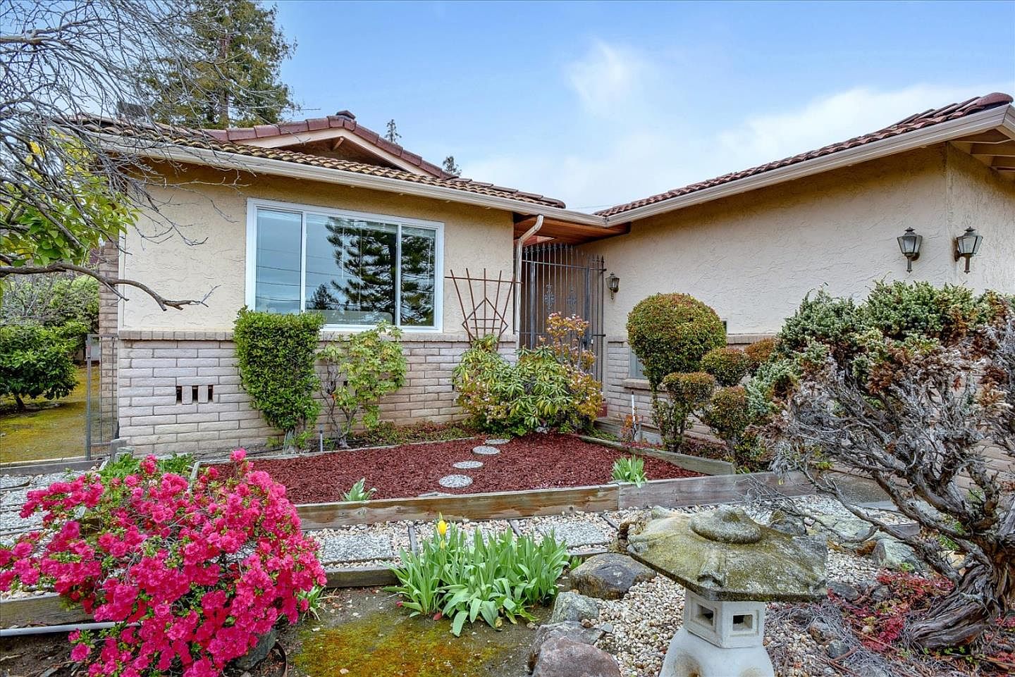 840 Lakeview Way, Redwood City, CA 94062 Zillow