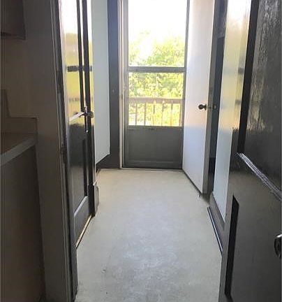 5th image of 10317 Ignatius Ave
