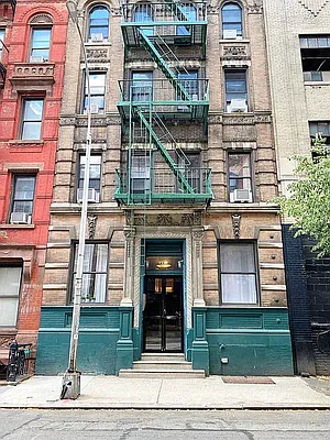 Rented by Waverly Realty Associates | media 12