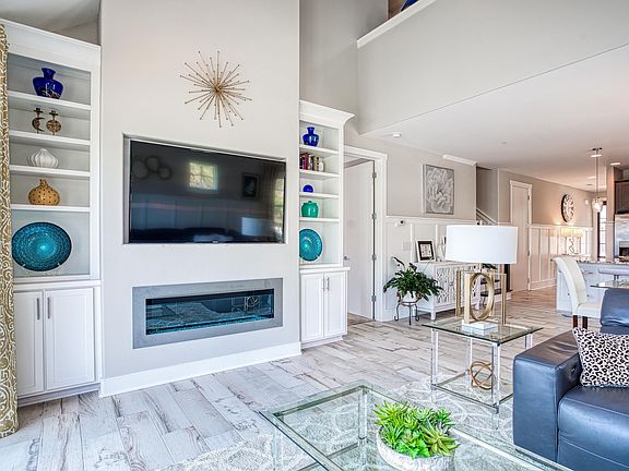 4th image of 6640 Lagoon Pl. Unit 1