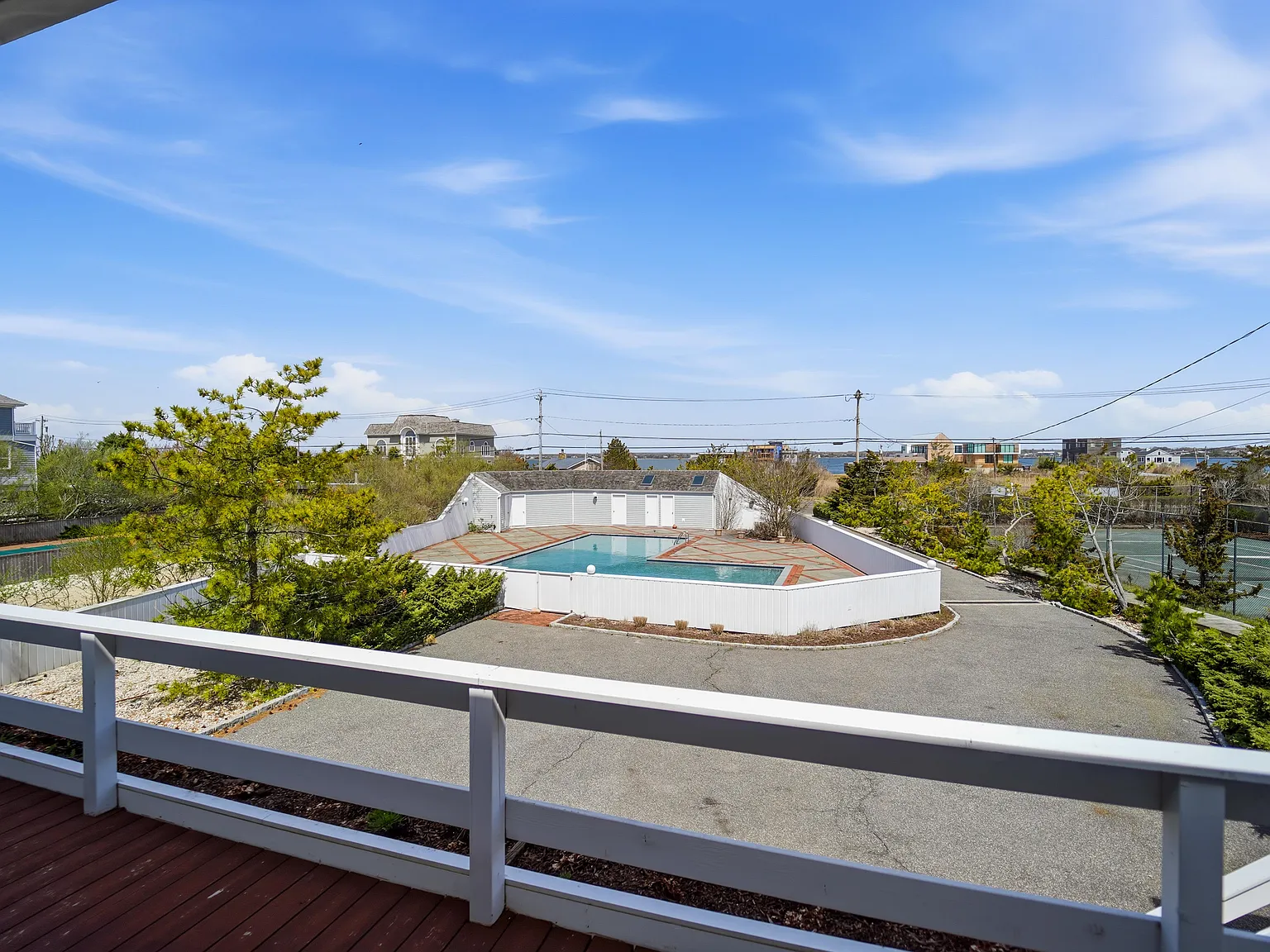 Updated Oceanfront Dune Rd Summer Escape with Pool & Cabana — Photo 3
