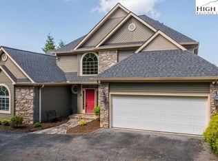 740 Turnberry Dr, Glade Valley, NC 28627