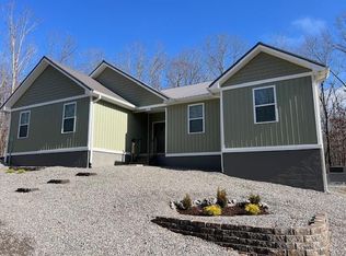 1721 Huckleberry Rd, Monterey, TN 38574