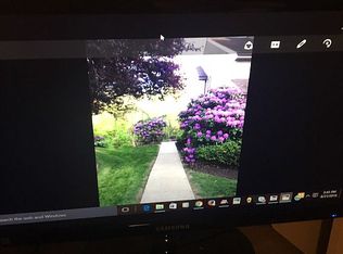 5 Woodstream Dr, Chesterbrook, PA 19087